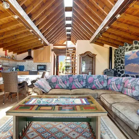 Casa *